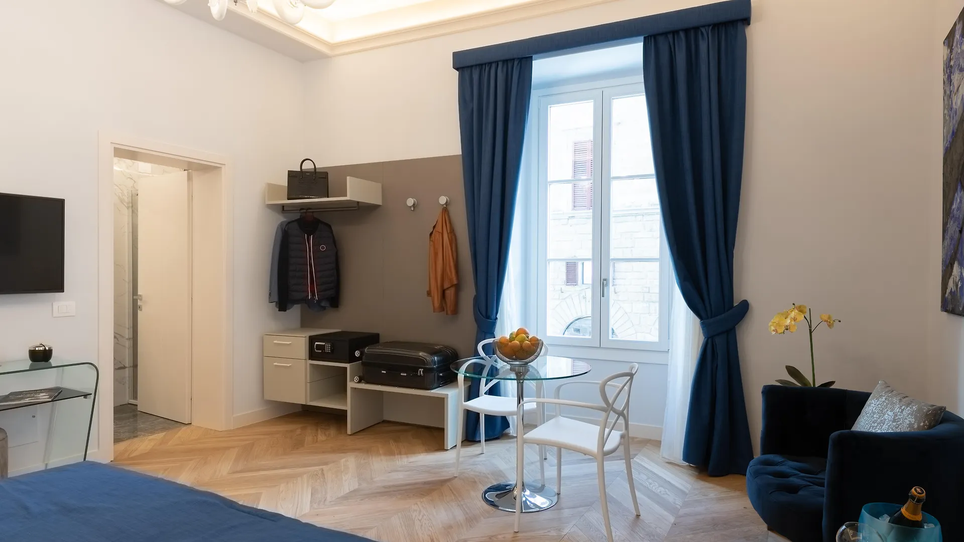 Aparthotel Kairos By Florence Art Apartments