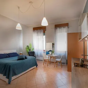 rentroom-verona.hotelinveneto.com/