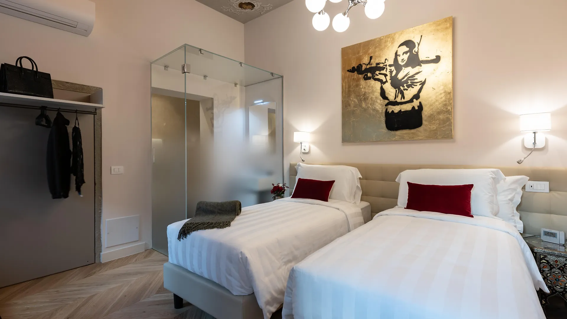 Kairos By Florence Art Apartments Italy