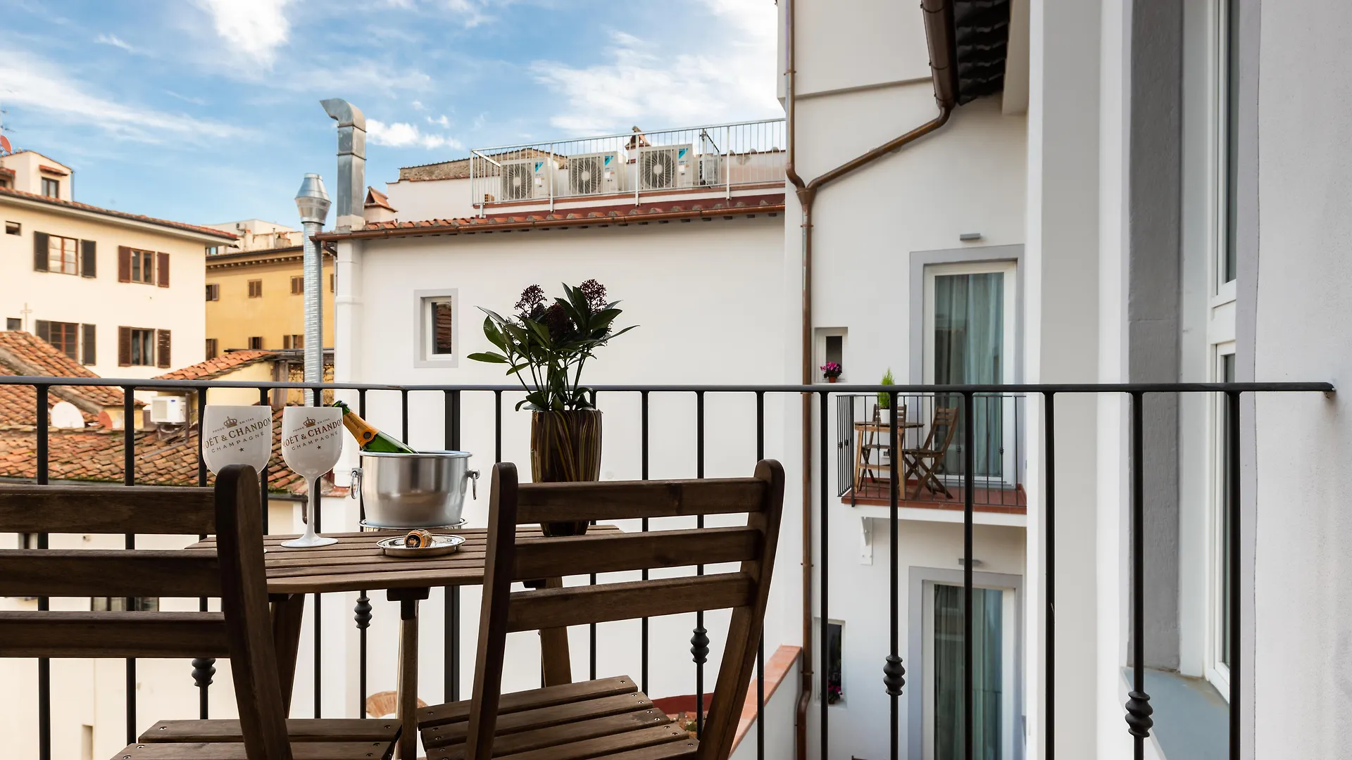 Kairos By Florence Art Apartments Italy